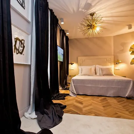 Artale 07 Design فندق مبيت وإفطار سبليت