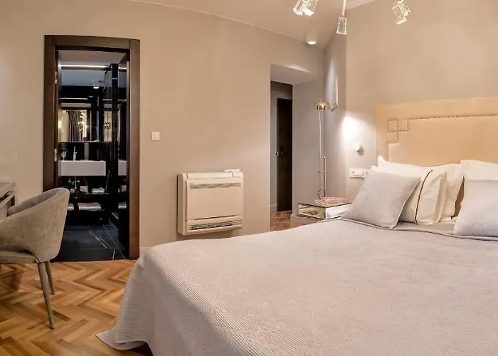 Artale 07 Design سبليت