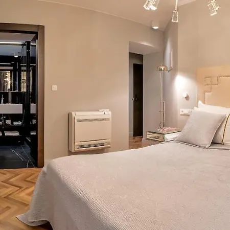 Artale 07 Design سبليت